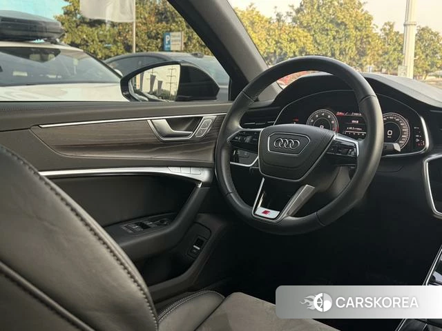 Audi A6L id 4313794 из Китая 11