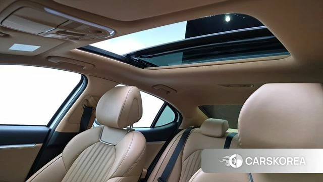 Genesis The New G70 id 3819222 из Кореи 11