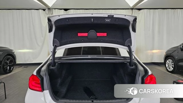 BMW 5 Series (G30) id 4557811 из Кореи 11
