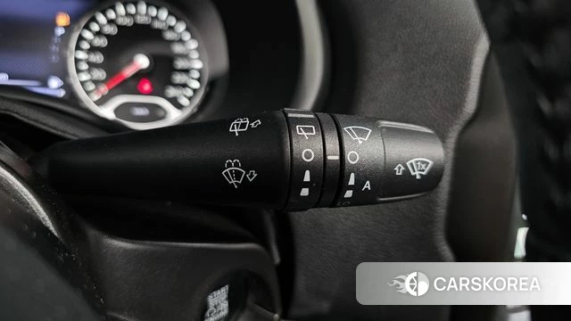 Jeep Renegade id 4625505 из Кореи 11