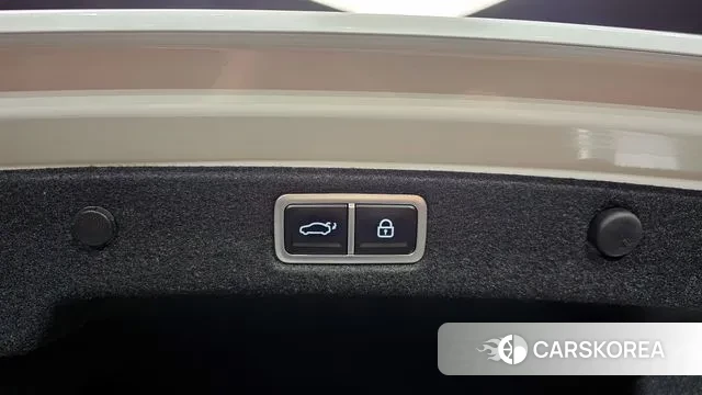 Hyundai Grandeur (GN7) id 3614924 из Кореи 11