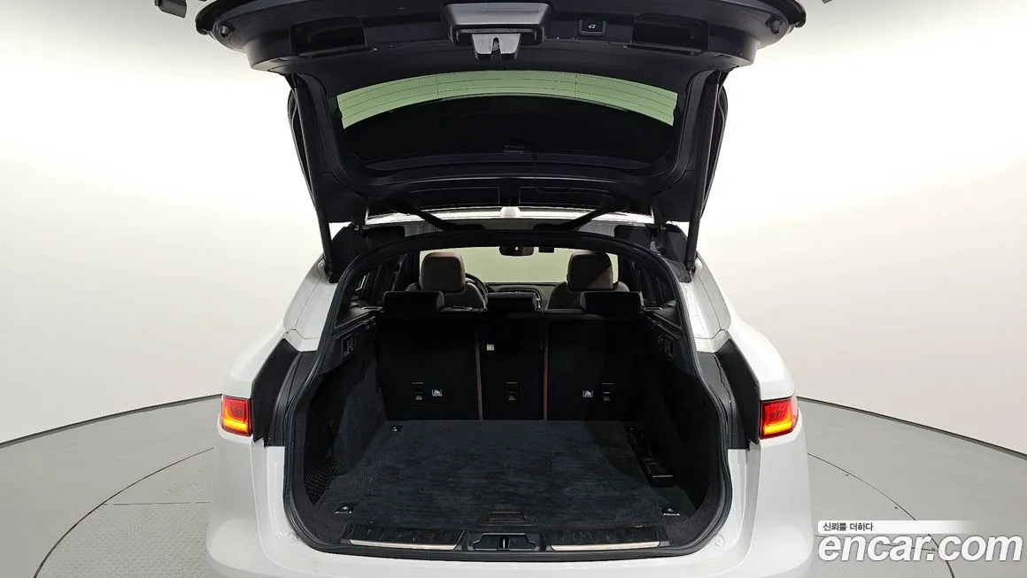 Jaguar F-PACE id 2140341 из Кореи 11