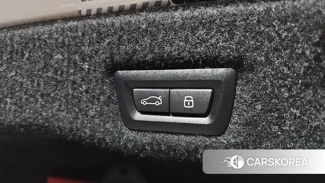 BMW 5 Series (G60) id 3446981 из Кореи 11