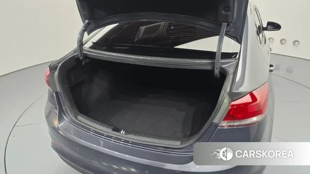 Hyundai Avante AD id 2986689 из Кореи 11