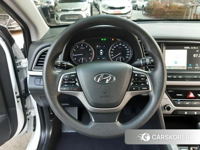 Hyundai Avante AD id 3955808 из Кореи 11
