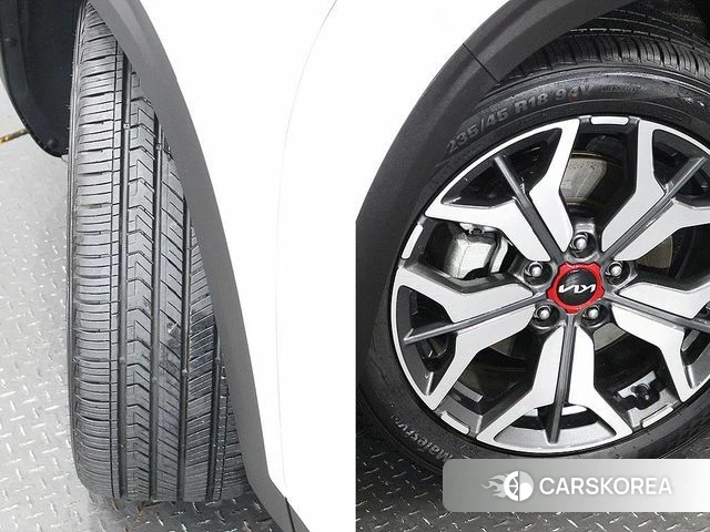 Kia Seltos id 4434239 из Кореи 11