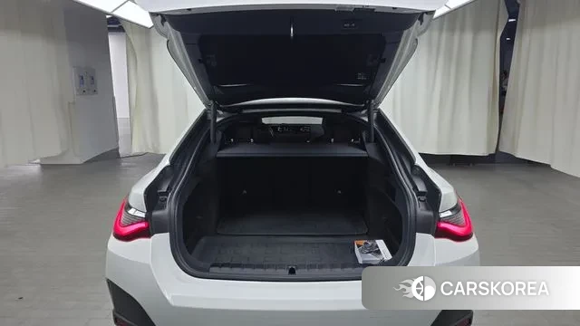 BMW i4 id 3751818 из Кореи 11