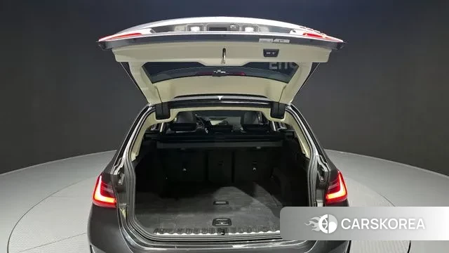 BMW 3 Series (G20) id 3027447 из Кореи 11