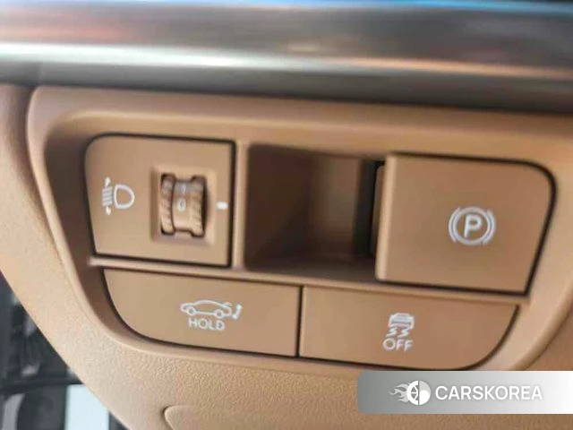 Hyundai Grandeur (GN7) id 4756818 из Кореи 11