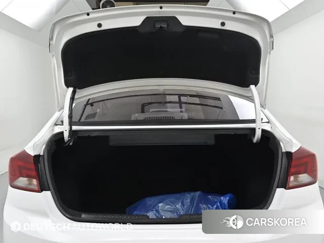 Hyundai The New Avante AD id 3423207 из Кореи 11