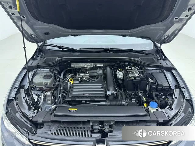Volkswagen Golf id 4290874 из Китая 11