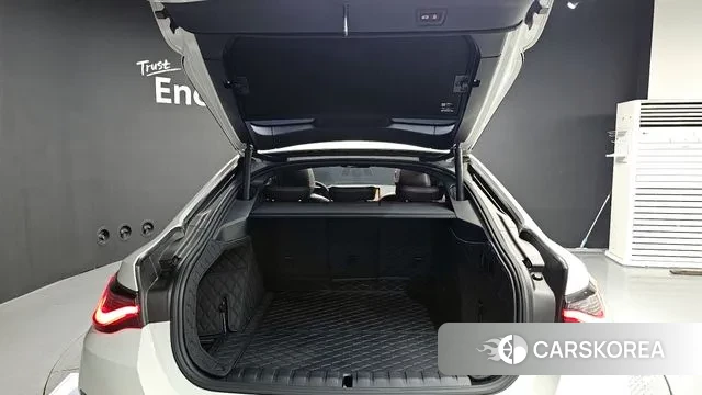 BMW i4 id 3763998 из Кореи 11