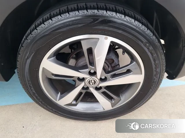 Ssangyong New Style Korando C id 3612687 из Кореи 11