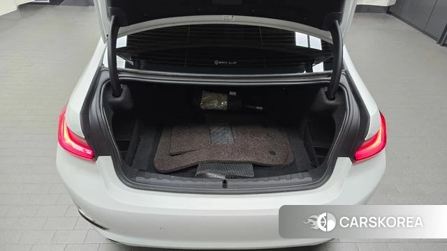 BMW 3 Series (G20) id 3905285 из Кореи 11