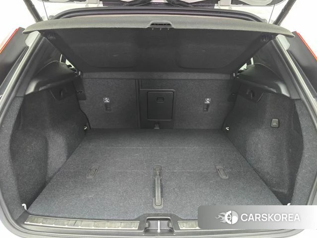 Volvo XC40 id 3940561 из Кореи 11