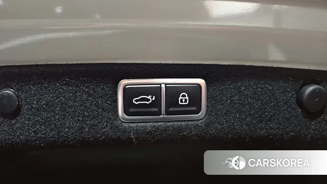 Hyundai Grandeur (GN7) id 3659659 из Кореи 11