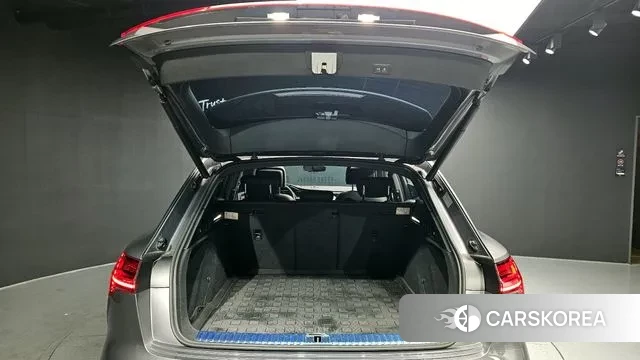 Audi e-Tron id 3635992 из Кореи 11