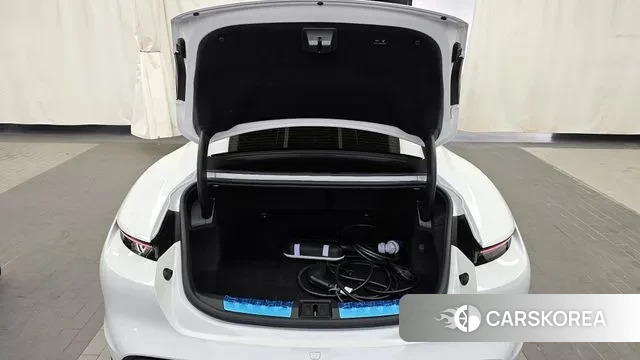 Porsche Taycan id 3361871 из Кореи 11