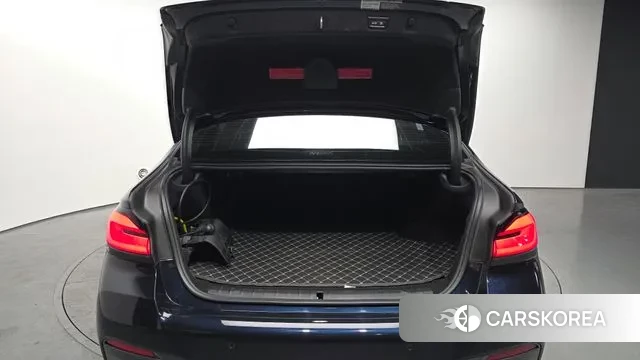 BMW 5 Series (G30) id 3675724 из Кореи 11