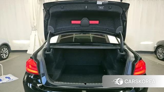 BMW 5 Series (G30) id 3494190 из Кореи 11