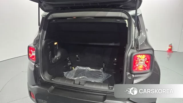 Jeep Renegade id 2966471 из Кореи 11