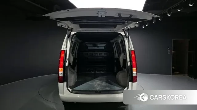 Hyundai Staria id 3206632 из Кореи 11