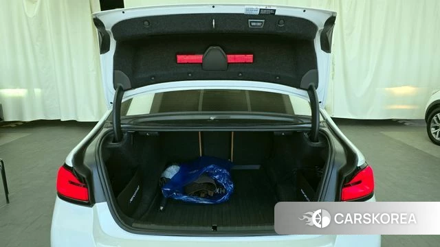 BMW 5 Series (G30) id 3953220 из Кореи 11