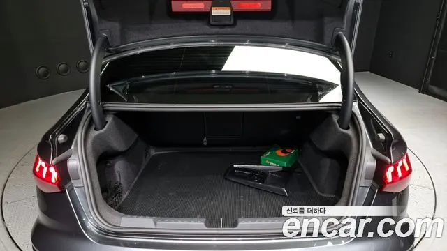 Audi A3 (8Y) id 2440165 из Кореи 11