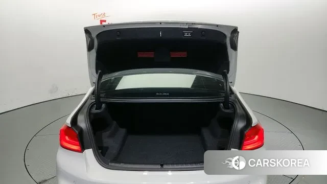 BMW 5 Series (G30) id 3008672 из Кореи 11