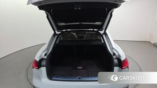 Audi e-Tron id 3258012 из Кореи 11