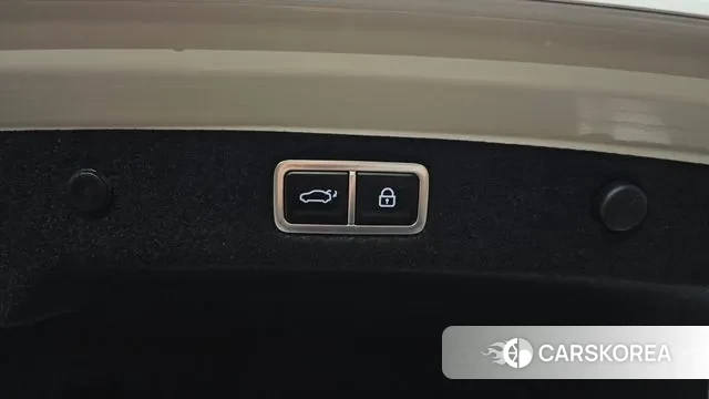 Hyundai Grandeur (GN7) id 3507986 из Кореи 11