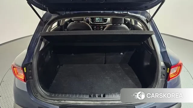 Kia Stonic id 3391717 из Кореи 11