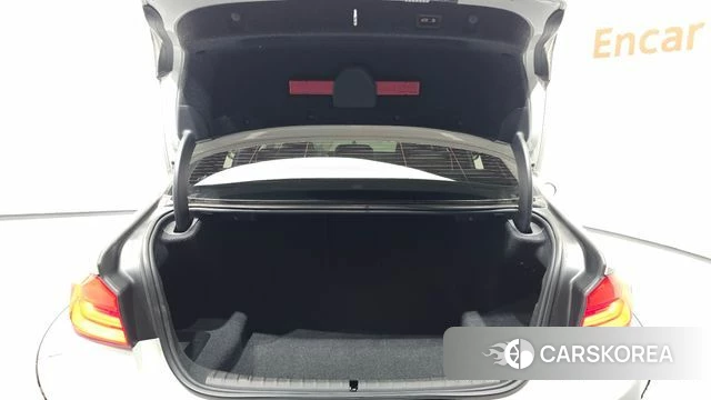 BMW 5 Series (G30) id 3886587 из Кореи 11