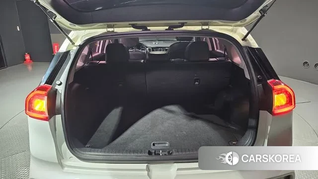 Kia Niro EV id 3275508 из Кореи 11