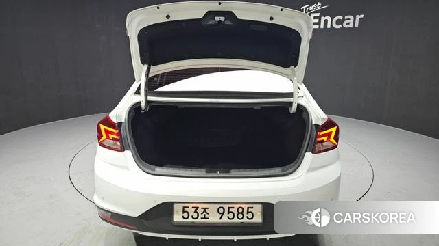 Hyundai The New Avante AD id 3829078 из Кореи 11