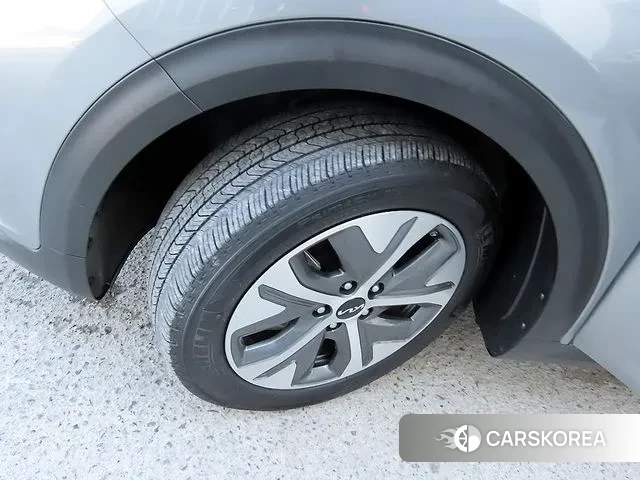 Kia Niro EV id 3373580 из Кореи 11