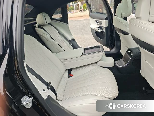Mercedes-Benz E-class id 4275490 из Китая 11