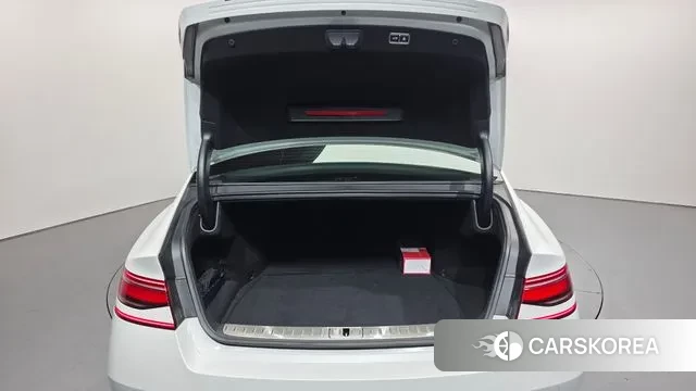 Genesis G90 (RS4) id 3689989 из Кореи 11