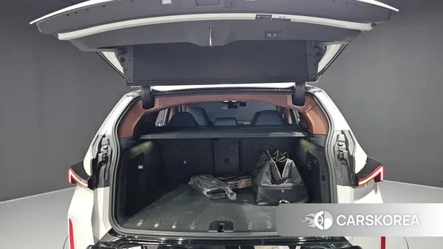 BMW XM (G09) id 3272451 из Кореи 11