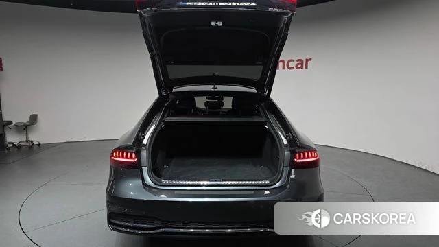 Audi A7 (4K) id 3915967 из Кореи 11
