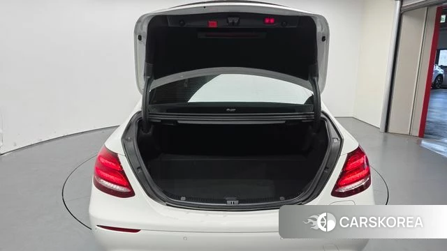 Mercedes-Benz E-Class W213 id 4294234 из Кореи 11