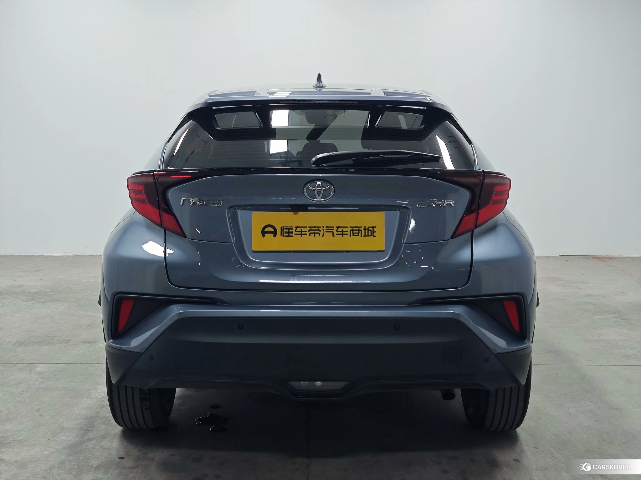 Toyota C-HR id 4473646 из Китая 11