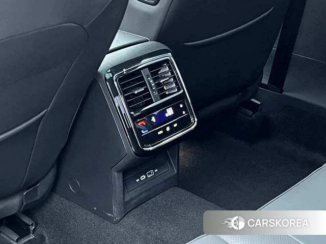 Volkswagen Passat id 4207409 из Китая 11