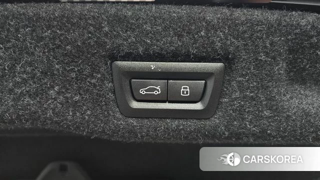 BMW 5 Series (G60) id 4321663 из Кореи 11