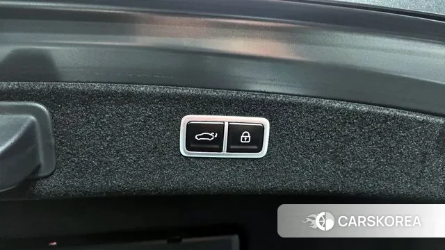 Genesis Electrified G80 (RG3) id 3057824 из Кореи 11