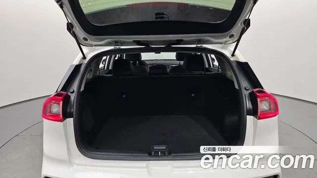 Kia Niro EV id 2916492 из Кореи 11