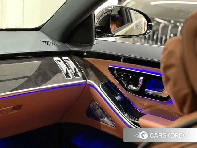 Mercedes-Benz Maybach S-class id 4290896 из Китая 11