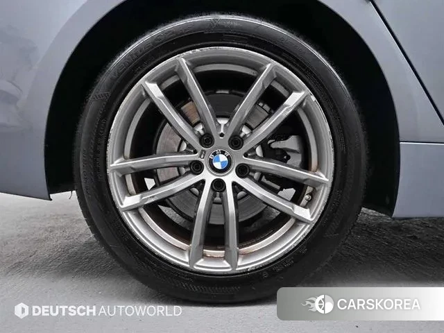 BMW 5 Series (G30) id 3203846 из Кореи 11