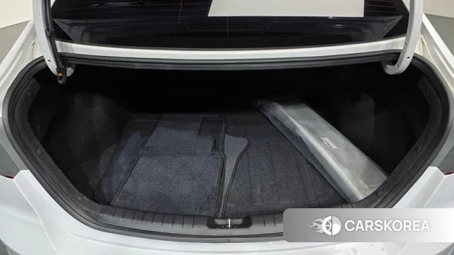 Hyundai Avante AD id 3313502 из Кореи 11