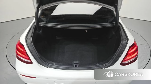 Mercedes-Benz E-Class W213 id 4642854 из Кореи 11